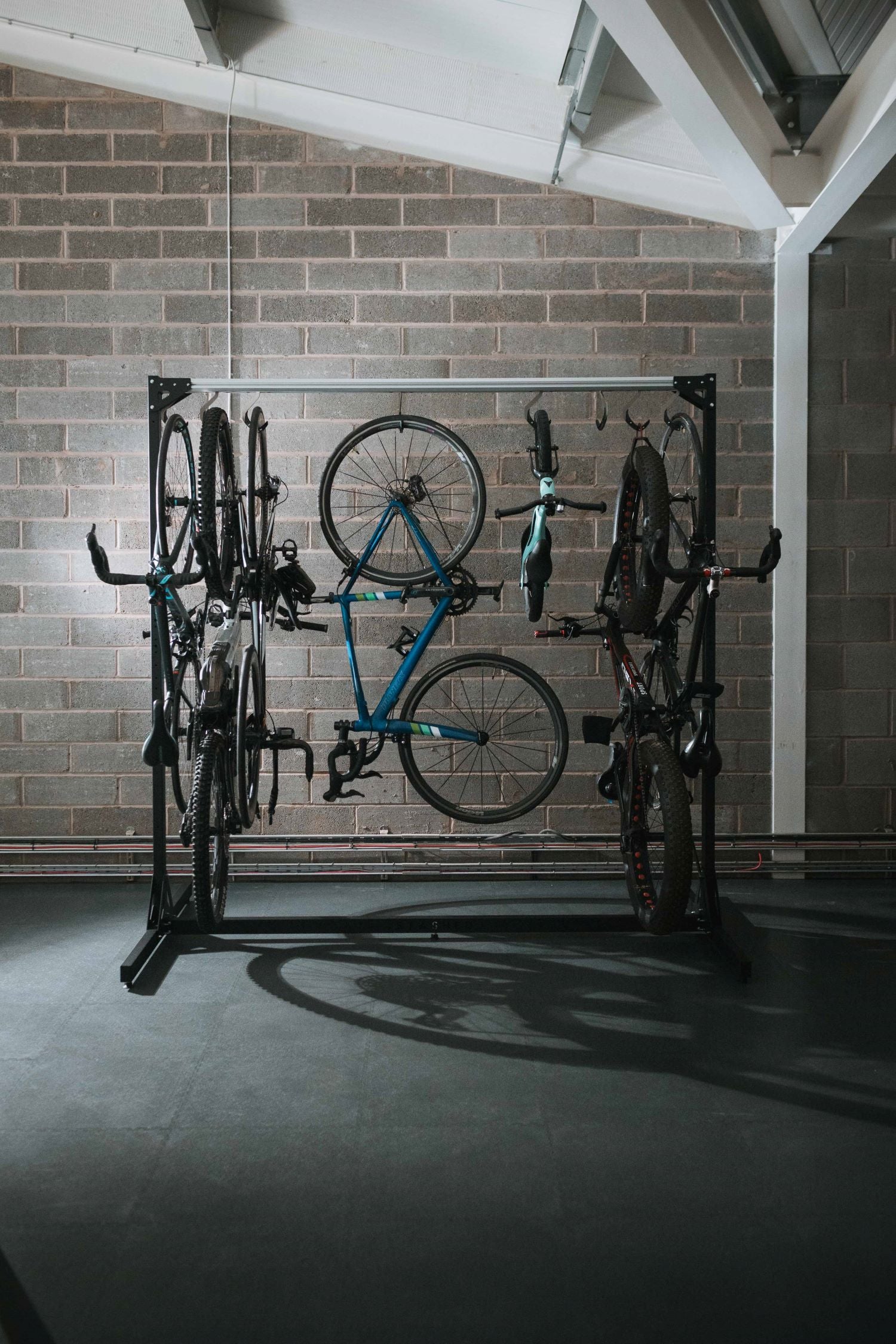 Freestanding bike storage for 8 bikes